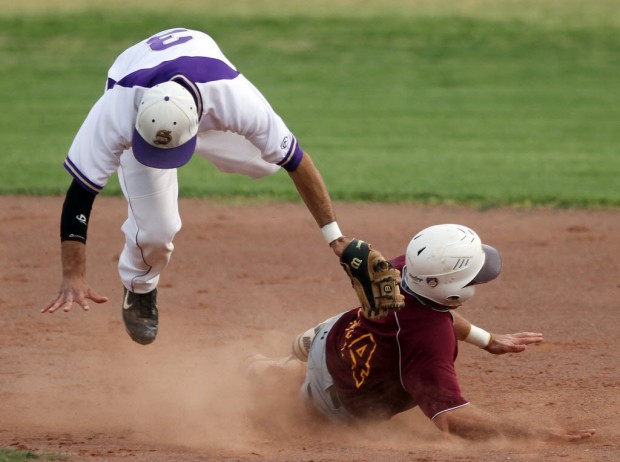 Baseball: Sabino 10, Salpointe Catholic 9: Sabino holds on against Salpointe